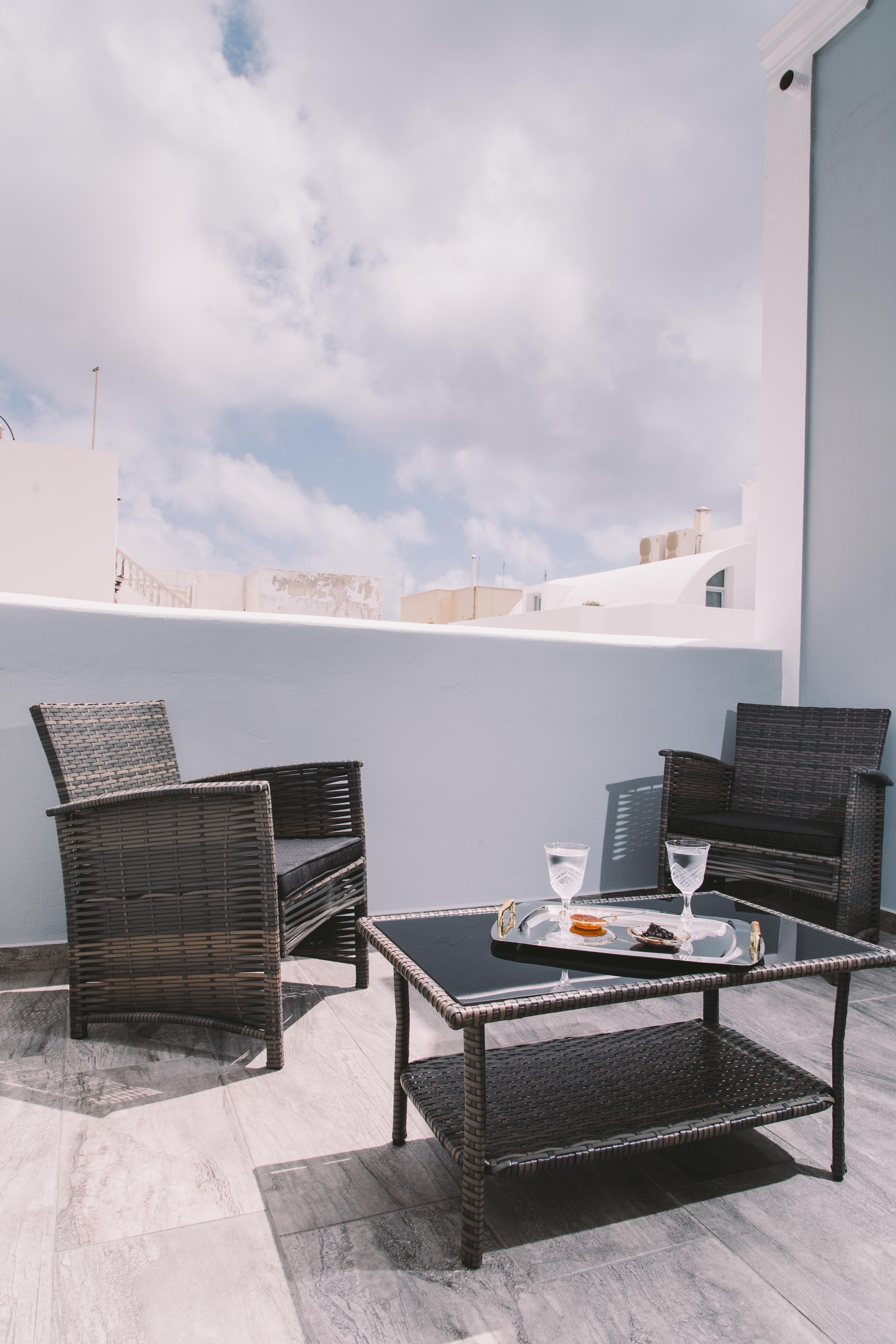 Oasis Suites Fira Тира Экстерьер фото