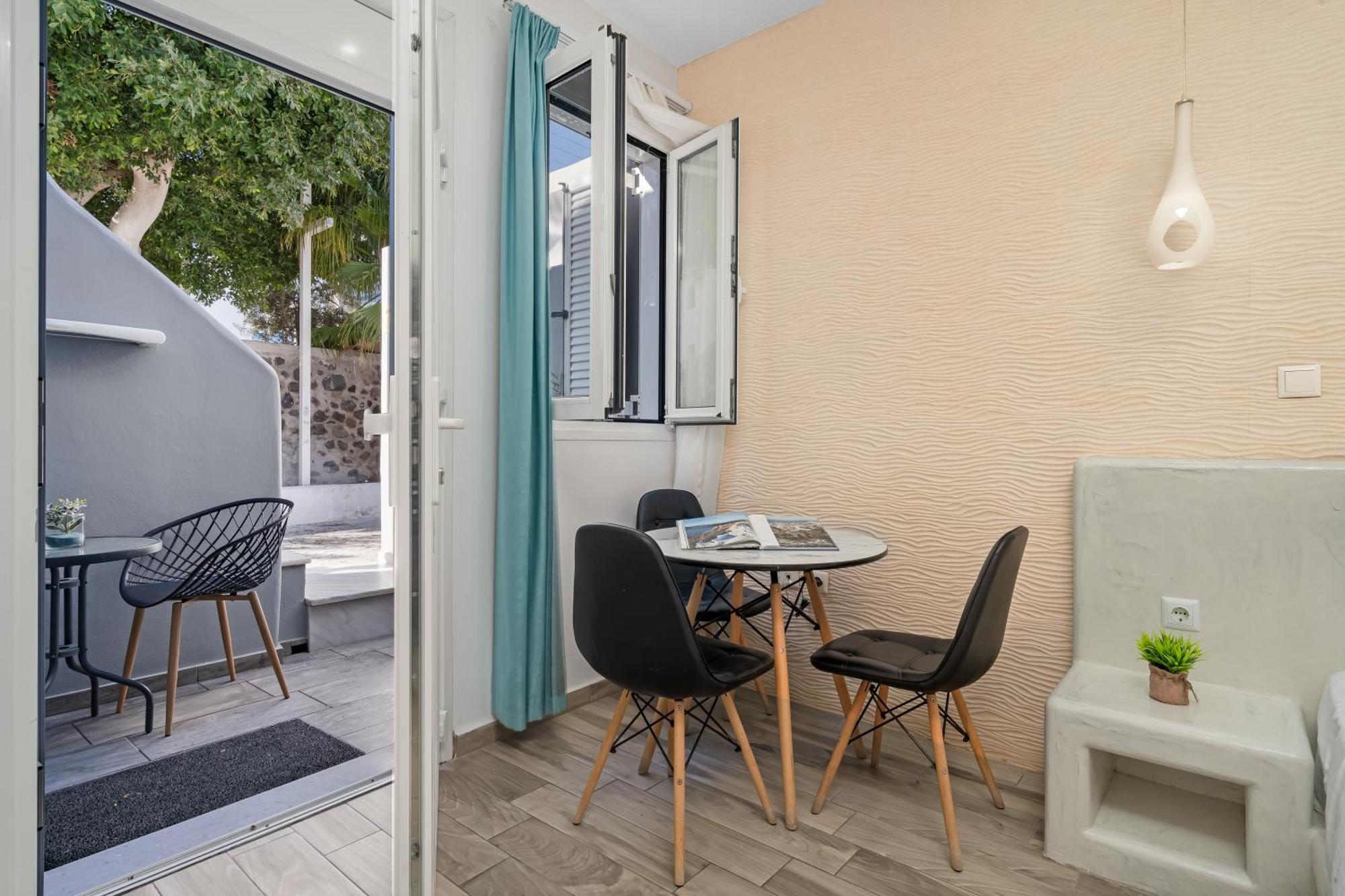 Oasis Suites Fira Тира Экстерьер фото