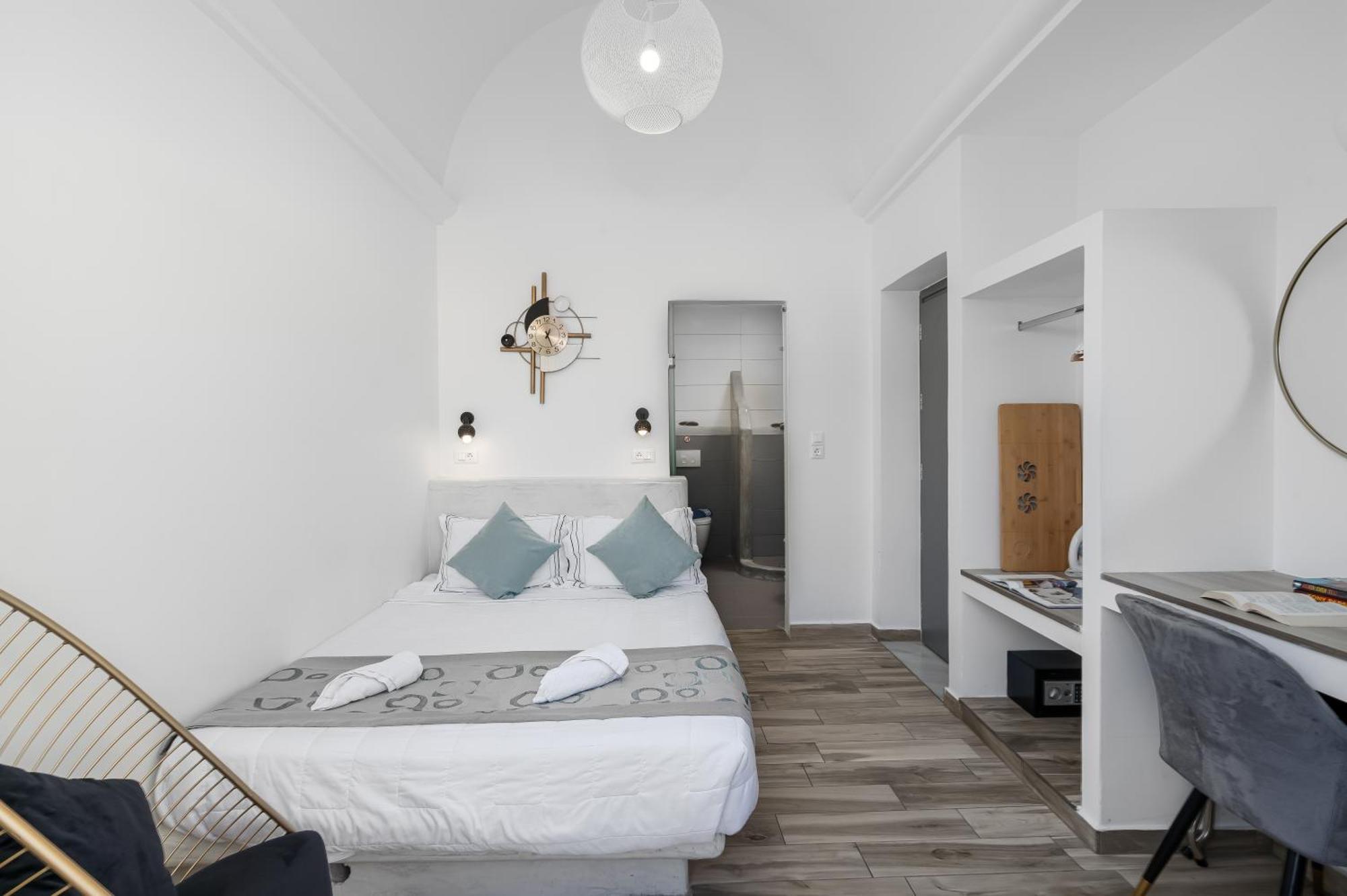 Oasis Suites Fira Тира Экстерьер фото